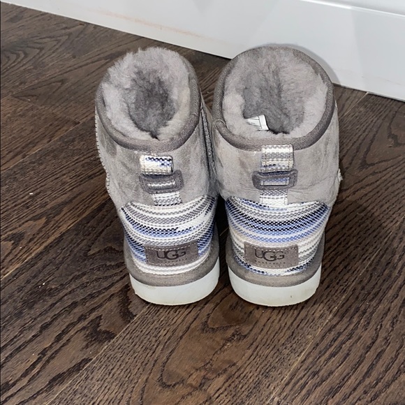 Boots - Picture 3 of 6